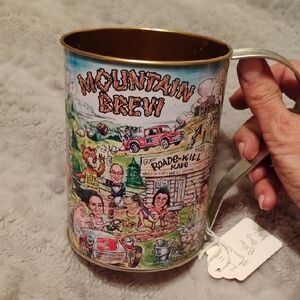 Illustrated Mug with Gold Rim